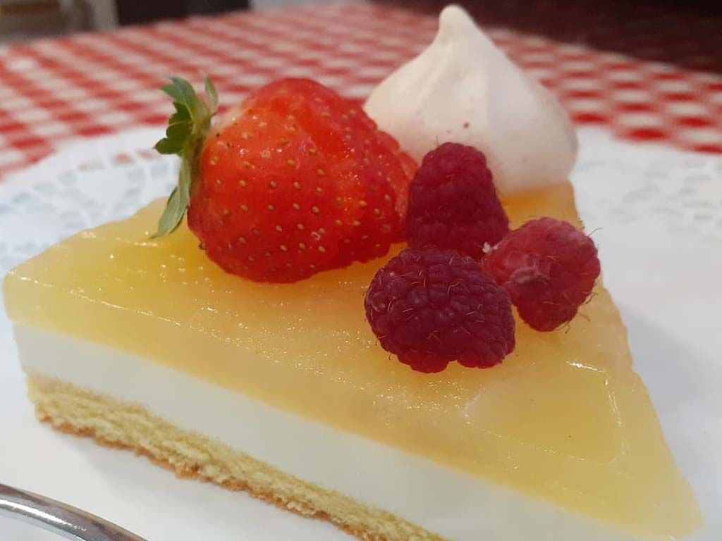 Dolci Osteria trattoria a Cisano sul Neva DA PESCIUNETTU