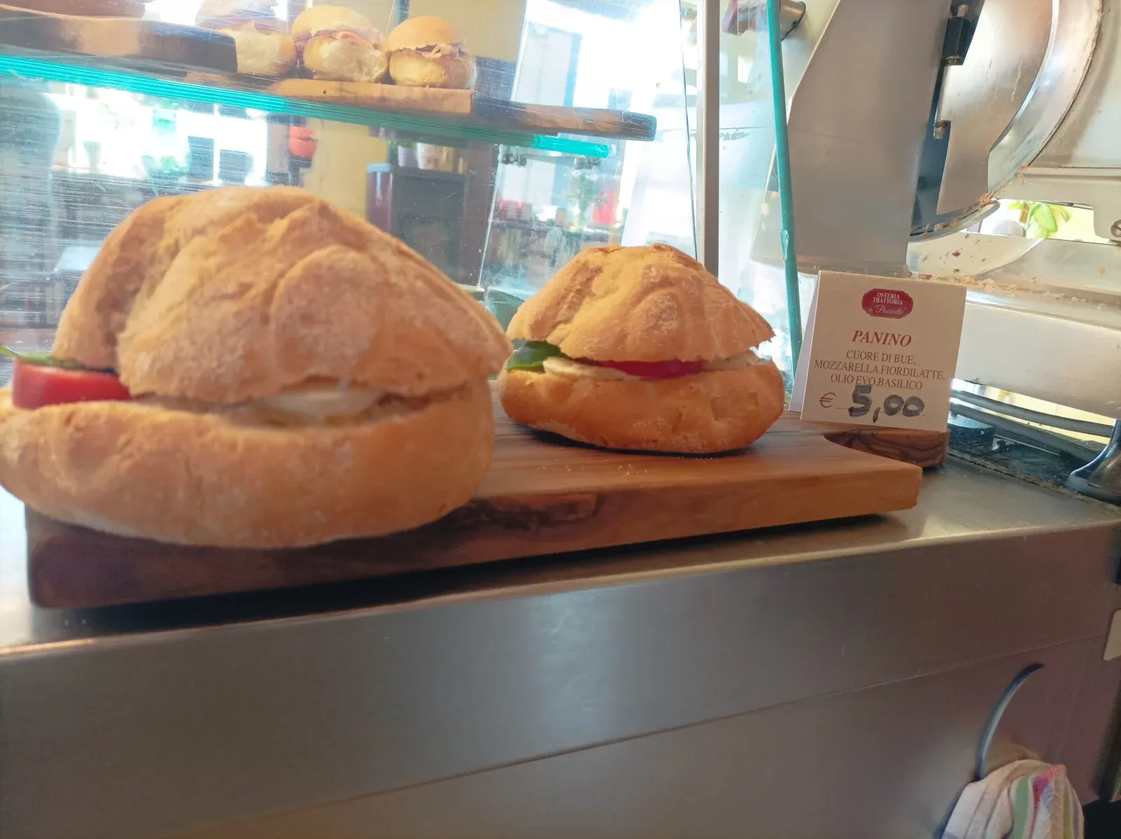 Panini Osteria trattoria a Cisano sul Neva DA PESCIUNETTU