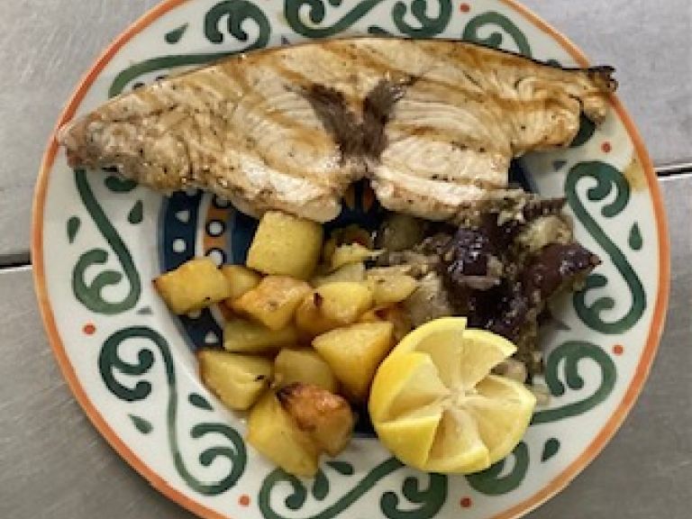 Secondi piatti Osteria trattoria a Cisano sul Neva DA PESCIUNETTU